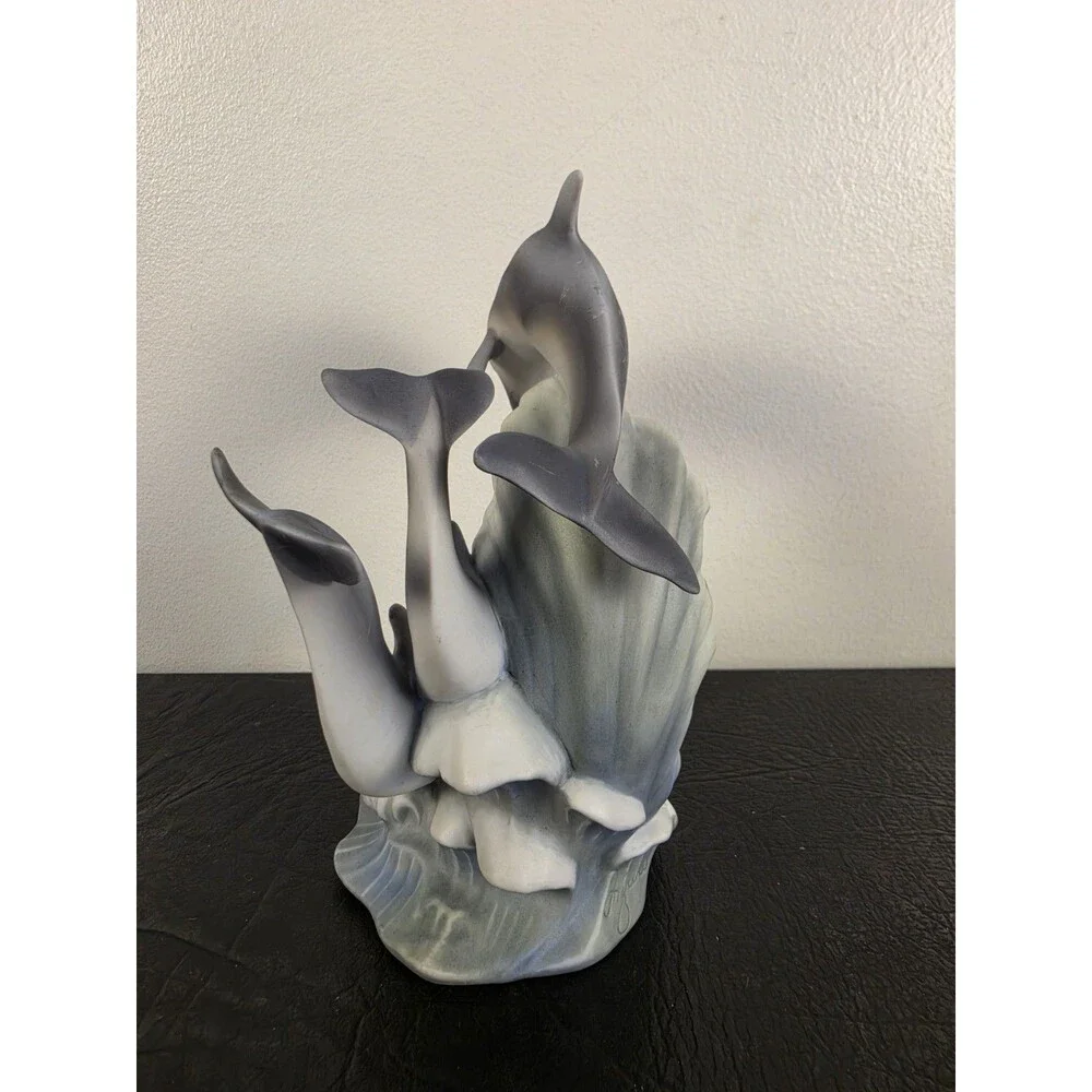 Homco Endangered Species collection. Dolphins. Masterpiece Porcelain. 1994